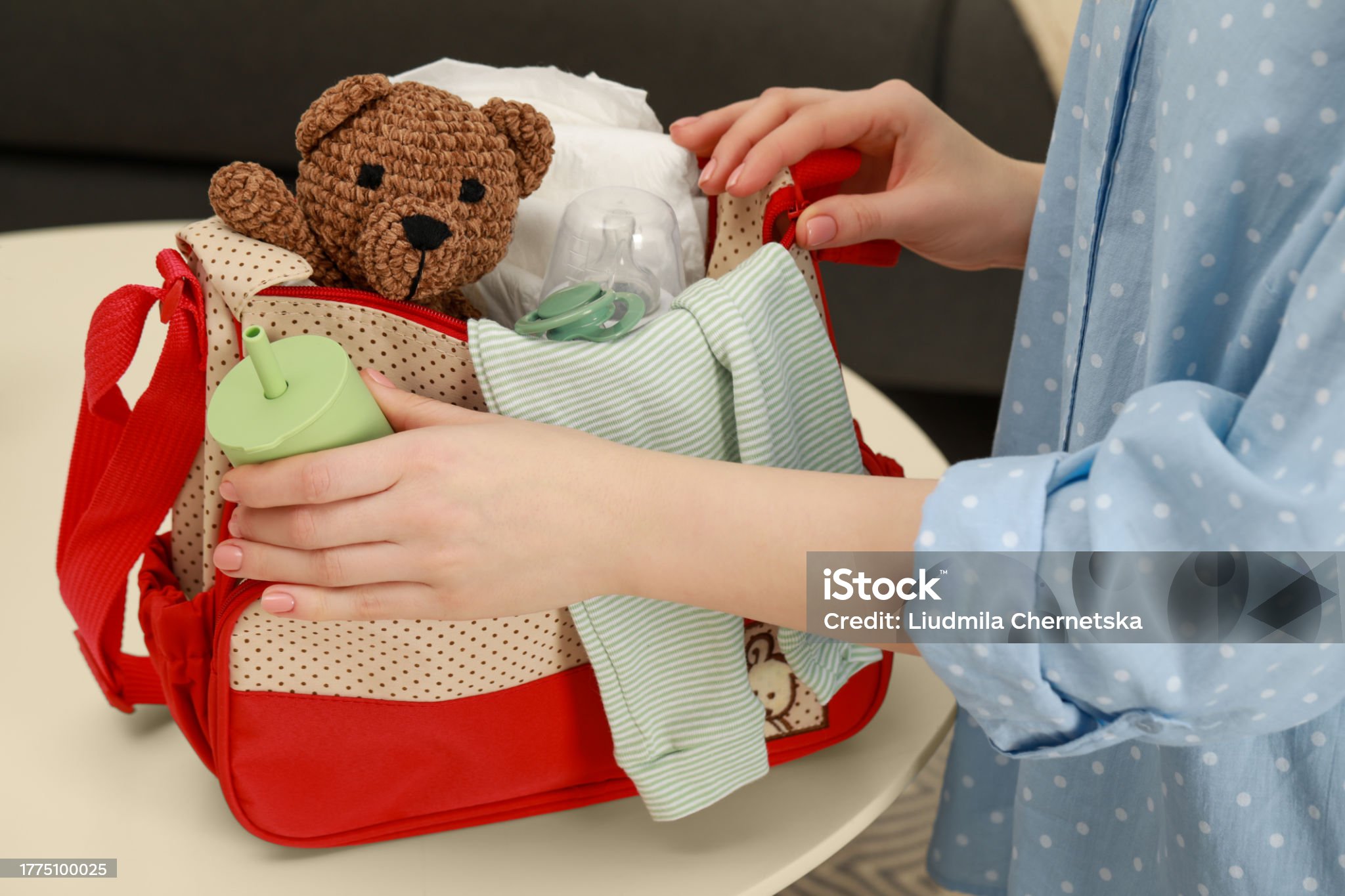 Anyatáska, avagy mit rejt egy édesanya batyuja?